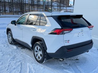 2021 Toyota RAV4 LE FWD / GARANTIE FULL 28-10-26=100KM WOW ! / in Thetford Mines, Quebec - 6 - w320h240px