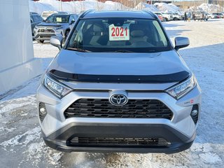 Toyota RAV4 XLE AWD / BAS KILOS / ENTRETENU AVEC SOINS / 2021 à Thetford Mines, Québec - 2 - w320h240px