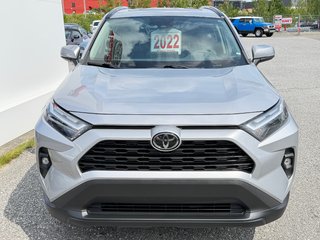 Toyota RAV4 XLE PREMIUM AWD / BAS KILOS / PRIX IMBATTABLE / 2022 à Thetford Mines, Québec - 2 - w320h240px