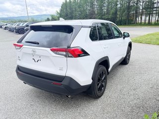 2022 Toyota RAV4 LE AWD / MEILLEUR VUS SUR LE MARCHÉ POINT FINAL / in Thetford Mines, Quebec - 6 - w320h240px
