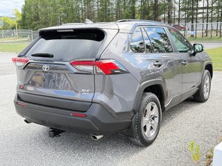 Toyota RAV4 XLE AWD / HITCH / DÉMARREUR DISTANCE / 2022 à Thetford Mines, Québec - 5 - w320h240px