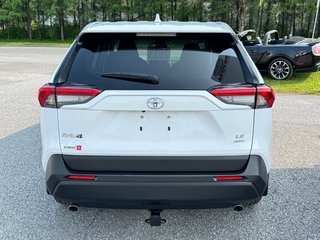 Toyota RAV4 LE AWD / VITRES TEINTÉES*HITCH*DÉMARREUR ET + / 2023 à Thetford Mines, Québec - 5 - w320h240px