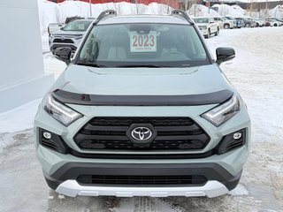 Toyota RAV4 TRAIL AWD / TRÈS BAS KILOS / COULEUR RARE !!! / 2023 à Thetford Mines, Québec - 2 - w320h240px