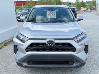 Toyota RAV4 LE AWD / 73.000KM / VUS DE QUALITÉ !!! / 2023 à Thetford Mines, Québec - 2 - w320h240px
