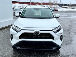 Toyota RAV4 XLE PREMIUM AWD / 12.500KM / ÉTAT NEUF / HITCH / 2024 à Thetford Mines, Québec - 2 - w320h240px