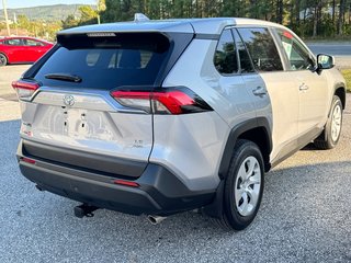 2024 Toyota RAV4 LE AWD / MEILLEUR VUS SUR LE MARCHÉ / in Thetford Mines, Quebec - 4 - w320h240px