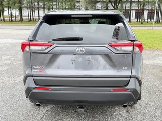 2025 Toyota RAV4 LE AWD / MAGS / HITCH / AUBAINE !! / in Thetford Mines, Quebec - 6 - w320h240px