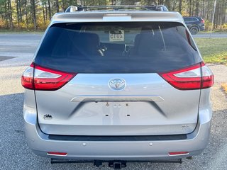 Toyota Sienna XLE / AWD / INSPECTÉ / INT : CUIR / TOIT OUVRANT 2015 à Thetford Mines, Québec - 5 - w320h240px
