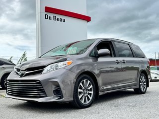 Toyota Sienna LE AWD /  INSPECTÉ / 7 PASSAGERS / PRÊTE POUR L’AVENTURE 2020 à Thetford Mines, Québec - 2 - w320h240px