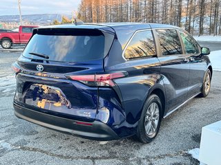 Toyota Sienna XLE AWD / HYBRIDE / AUBAINE A SAISIR !! / 2021 à Thetford Mines, Québec - 4 - w320h240px