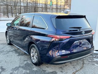 Toyota Sienna XLE AWD / HYBRIDE / AUBAINE A SAISIR !! / 2021 à Thetford Mines, Québec - 6 - w320h240px