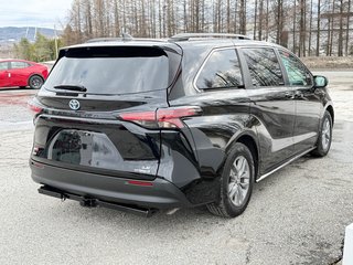 Toyota Sienna LE AWD / TRÈS RARE AWD / ULTRA ÉCONOMIQUE / 2022 à Thetford Mines, Québec - 5 - w320h240px