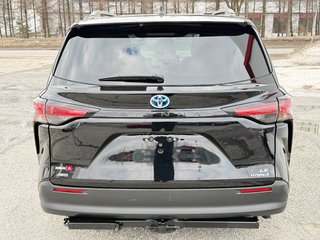Toyota Sienna LE AWD / TRÈS RARE AWD / ULTRA ÉCONOMIQUE / 2022 à Thetford Mines, Québec - 6 - w320h240px