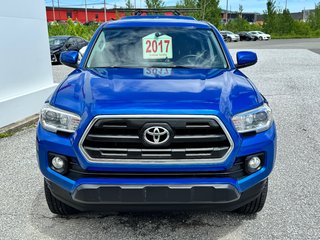 2017 Toyota Tacoma DOUBLE CAB SR5 4X4 + BOITE FIBRE / in Thetford Mines, Quebec - 3 - w320h240px