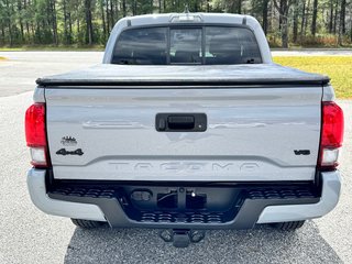 Toyota Tacoma DOUBLE CAB 4X4 TRAIL SHORT BOX / COMME NEUF !! / 2021 à Thetford Mines, Québec - 5 - w320h240px