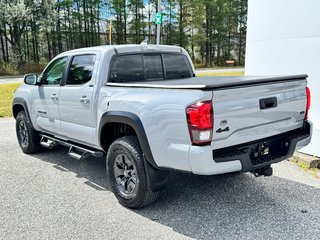 Toyota Tacoma DOUBLE CAB 4X4 TRAIL SHORT BOX / COMME NEUF !! / 2021 à Thetford Mines, Québec - 6 - w320h240px