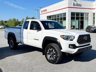 2023 Toyota Tacoma TRD OFFROAD MANUELLE / GPS / PNEUS NEUFS / TOILE / in Thetford Mines, Quebec - 4 - w320h240px