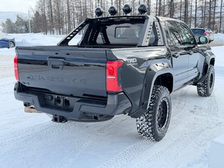 2025 Toyota Tacoma ** MC FLY EDITION ** 13 000 $ AJOUTS / RACK ARRIÈRE / LUMIERES / LIFT KIT / PNEUS ET MAGS HORS ROUTE in Thetford Mines, Quebec - 4 - w320h240px