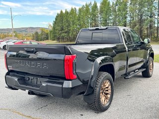 Toyota Tundra D-CAB 4X4 / 8 PIEDS WOW ! / PEA 21-03-31=160KM / 2024 à Thetford Mines, Québec - 5 - w320h240px