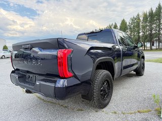 Toyota Tundra SR5 / DOUBLECAB / MAGS + PNEUS HORS ROUTE / 2024 à Thetford Mines, Québec - 5 - w320h240px