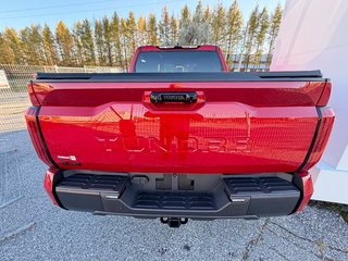 Toyota Tundra LIMITED NIGHTSHADE  / LIFT KIT / TOILE DE BOITE TOYOTA / MAGS FUEL ET PNEUS COOPER  / 2026 à Thetford Mines, Québec - 5 - w320h240px