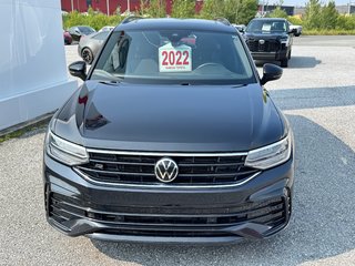 2022 Volkswagen Tiguan COMFORTLINE R-LINE AWD / TRÈS BAS KILOS WOW !! / in Thetford Mines, Quebec - 2 - w320h240px