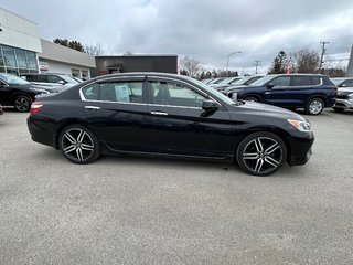Accord Sedan Sport 2017 à Chandler, Québec - 3 - w320h240px