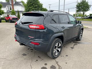 Cherokee Trailhawk 2016 à Chandler, Québec - 5 - w320h240px