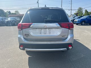 Mitsubishi Outlander SE 2017 à Chandler, Québec - 4 - w320h240px