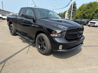 2022 Ram 1500 Classic Express in Chandler, Quebec - 3 - w320h240px