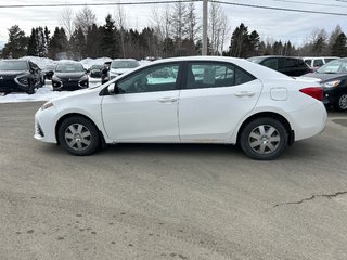 2017 Toyota Corolla SE in Chandler, Quebec - 6 - w320h240px