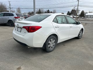 2017 Toyota Corolla SE in Chandler, Quebec - 3 - w320h240px