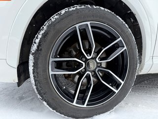 2016 Audi Q3 Technik in Drummondville, Quebec - 5 - w320h240px