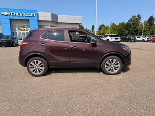 2017 Buick Encore Preferred in Quebec, Quebec - 4 - w320h240px