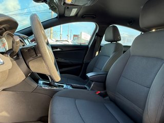 2018 Chevrolet Cruze LT in Drummondville, Quebec - 6 - w320h240px