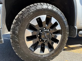 Chevrolet Silverado 2500HD LT 2020 à Drummondville, Québec - 6 - w320h240px