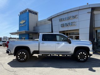 Chevrolet Silverado 2500HD LT 2020 à Drummondville, Québec - 3 - w320h240px