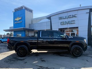 2022 GMC Sierra 2500HD Denali in Drummondville, Quebec - 3 - w320h240px