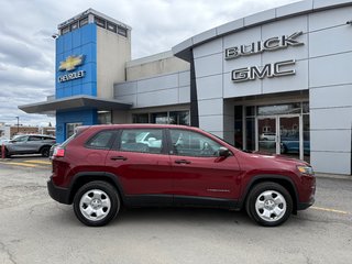 2021 Jeep Cherokee Sport in Drummondville, Quebec - 3 - w320h240px