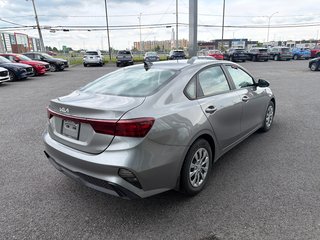 2022 Kia Forte LX