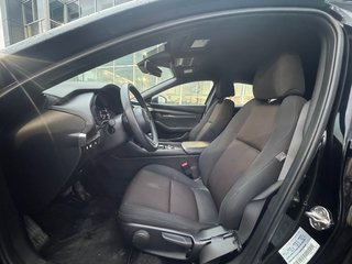 2022  Mazda3 Sport GX