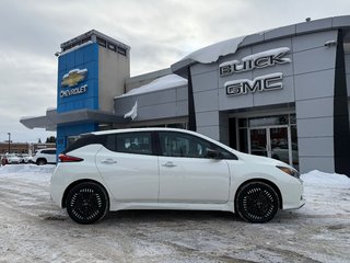 Nissan Leaf SL PLUS 2023 à Drummondville, Québec - 3 - w320h240px