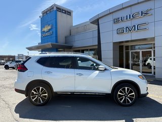 2017 Nissan Rogue SL in Drummondville, Quebec - 3 - w320h240px