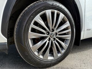 2023 Toyota Highlander Hybrid Limited in Drummondville, Quebec - 6 - w320h240px