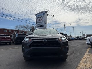 2023 Toyota RAV4 XLE in Drummondville, Quebec - 2 - w320h240px