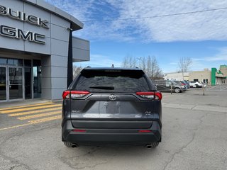 2023 Toyota RAV4 XLE in Drummondville, Quebec - 4 - w320h240px