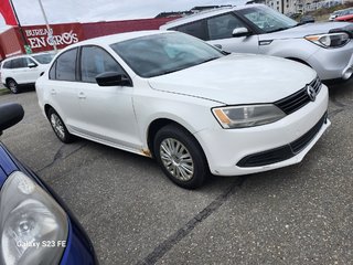2013 Volkswagen JETTA TRENDLINE in Rivière-du-Loup, Quebec - 3 - w320h240px