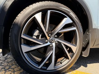 Volvo XC40 R-Design 2022 à Drummondville, Québec - 6 - w320h240px