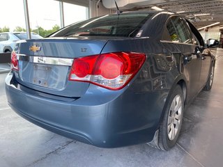 Chevrolet Cruze LT Turbo w/1SA 2012 à Cowansville, Québec - 6 - w320h240px