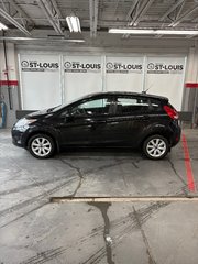 2013 Ford Fiesta SE in Cowansville, Quebec - 5 - w320h240px